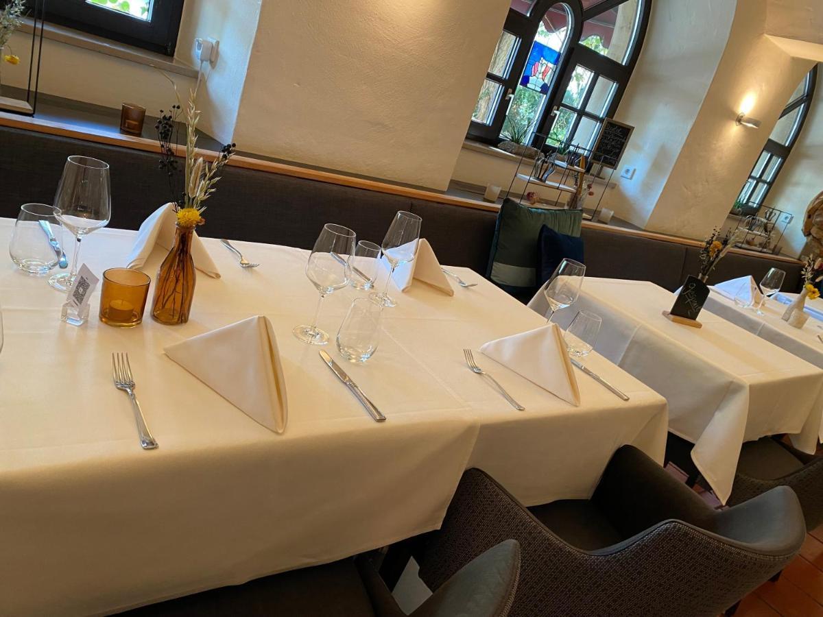 Herzogskelter Restaurant Hotel Güglingen Buitenkant foto